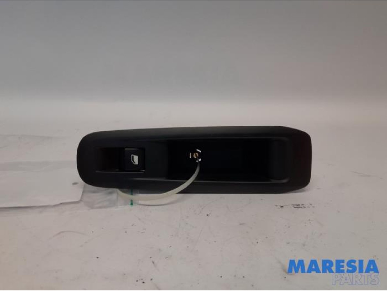 Peugeot - 308 - Electric window switch