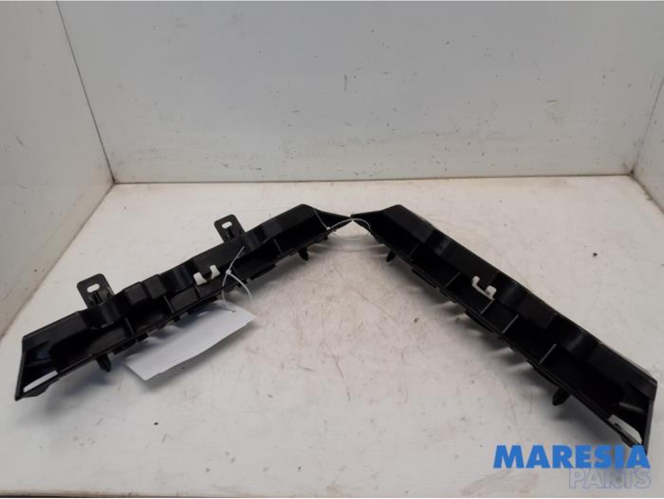 Citroen - C5 - Front bumper bracket, right