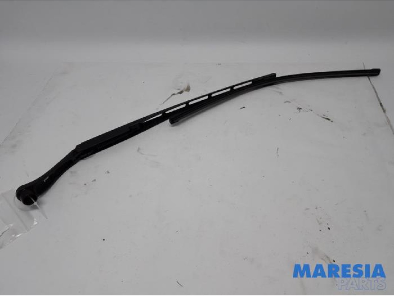 Citroen - C5 - Front wiper arm