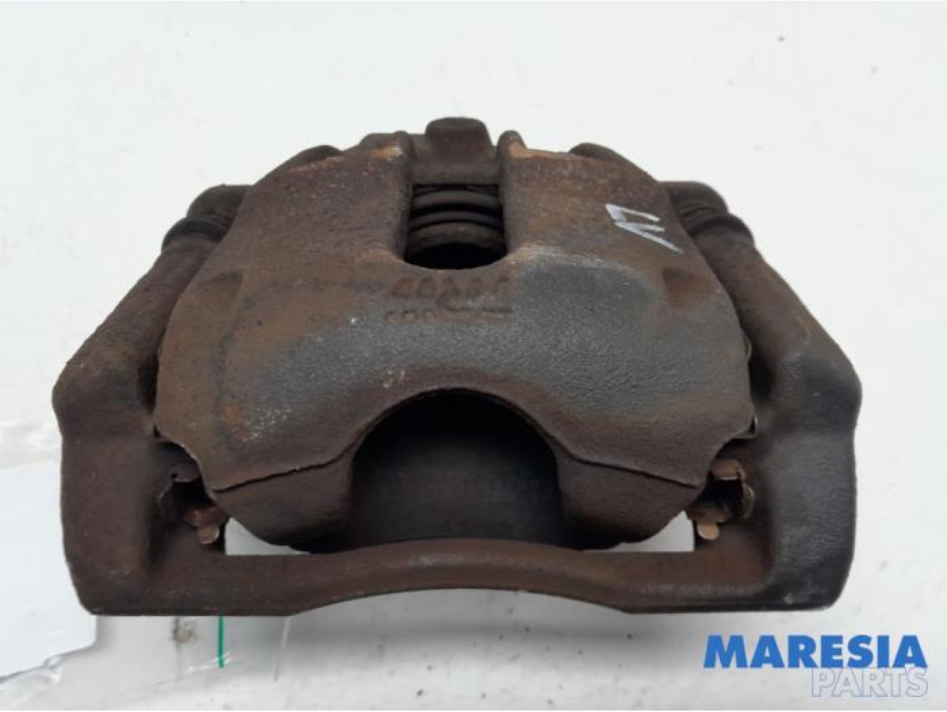 Renault - Clio - Front brake calliper, left