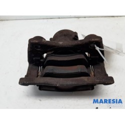Renault - Clio - Front brake calliper, left