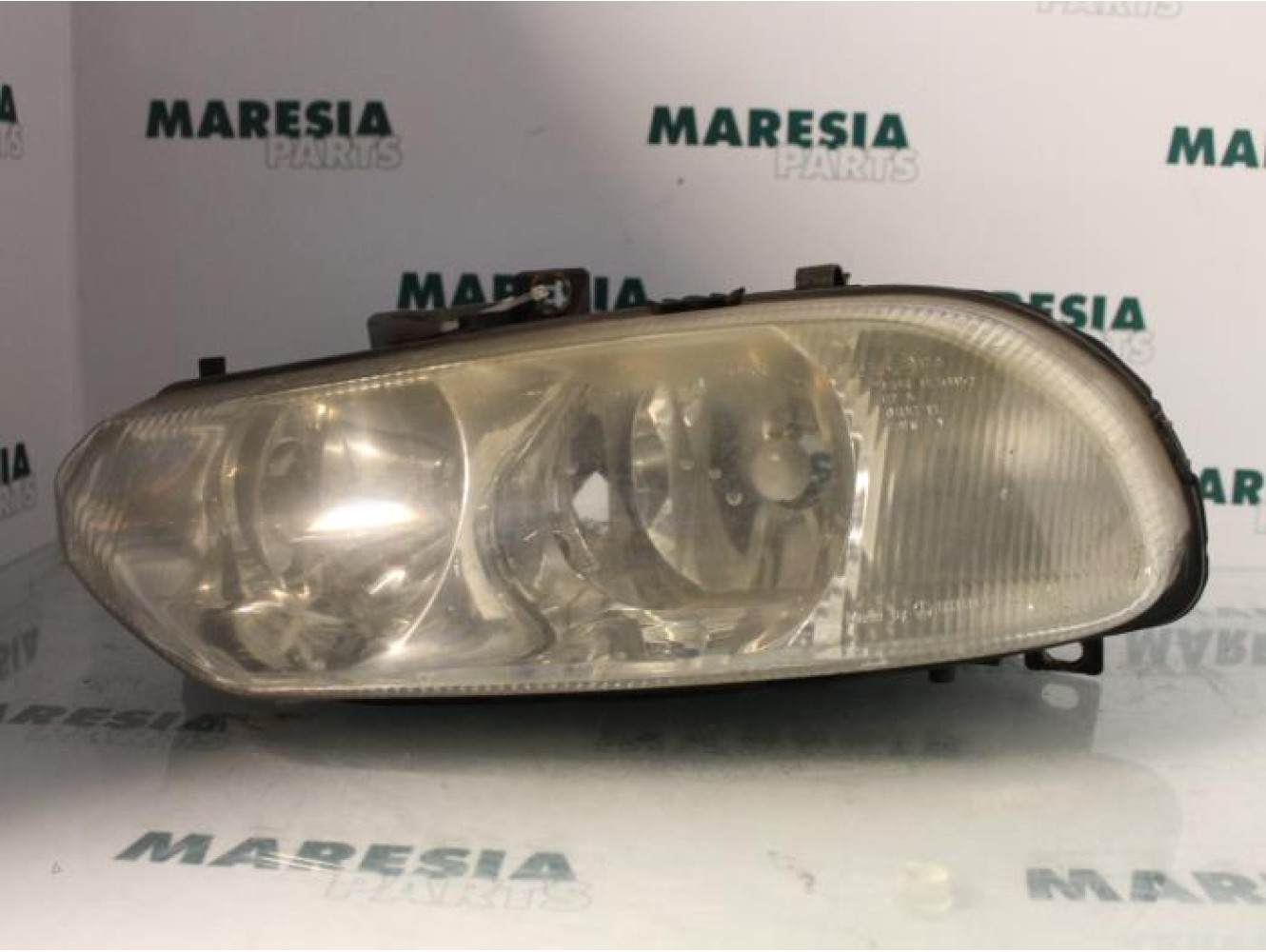 Alfa Romeo - 156 - Koplamp links