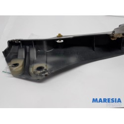 Renault - Clio - Schermdrager links-voor
