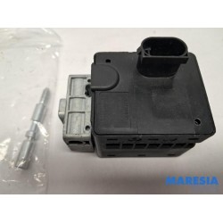 Renault - Captur - Electronic ignition key