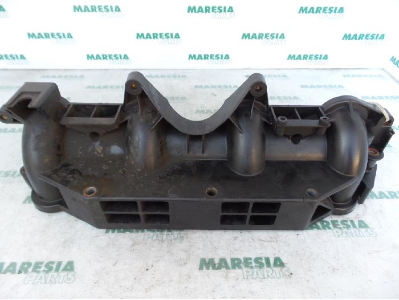 Renault - Master - Intake manifold