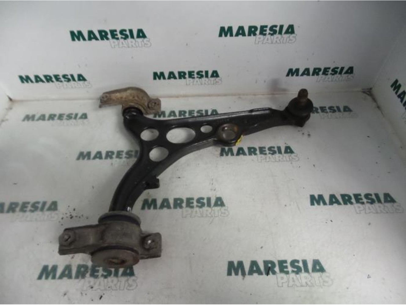 Fiat - Bravo - Front lower wishbone, right