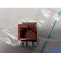 Peugeot - Expert - Panic lighting switch