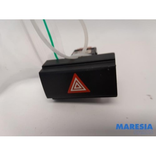 Peugeot - Expert - Panic lighting switch