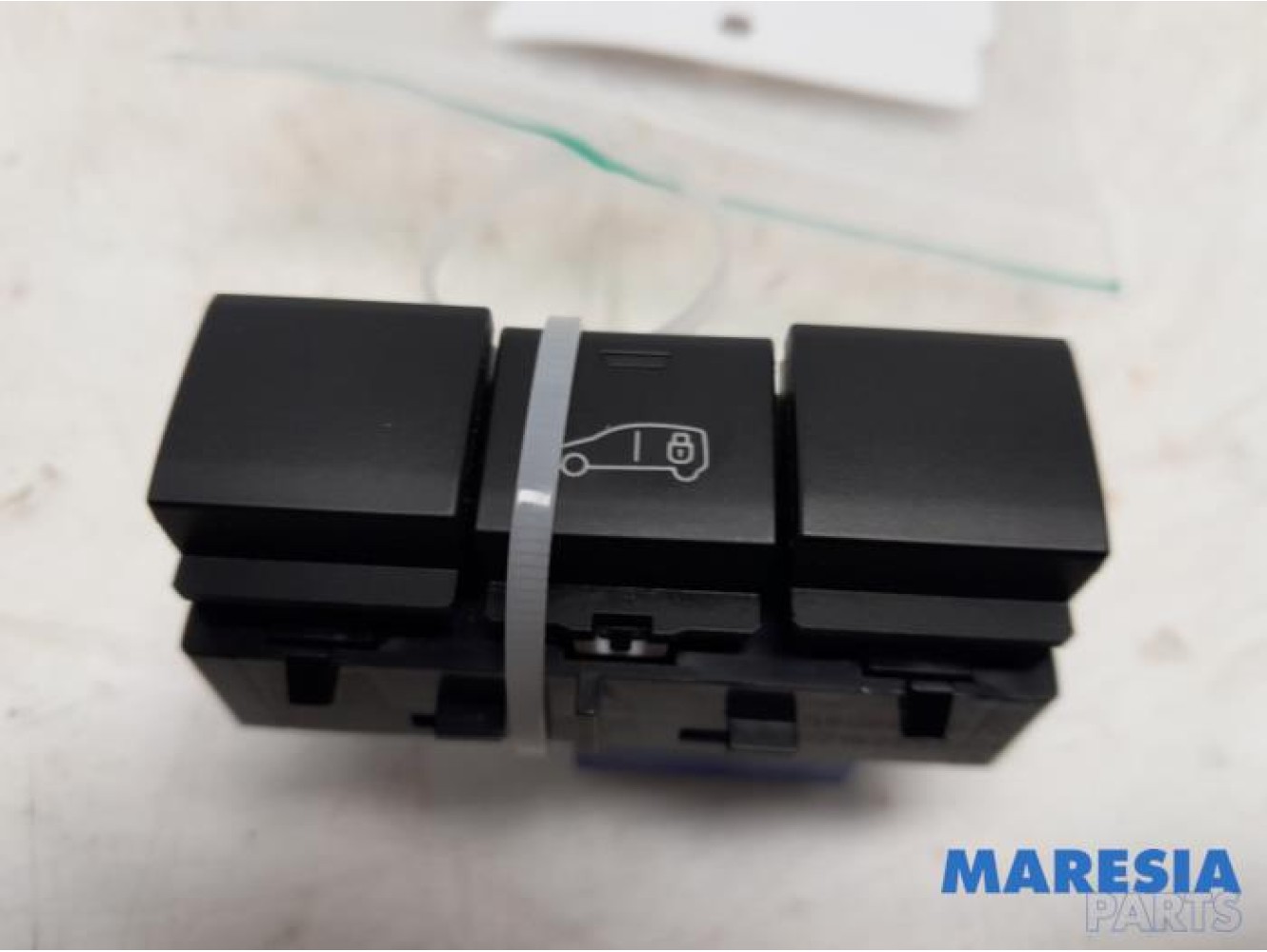Peugeot - Expert - Central locking switch