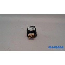 Peugeot - Expert - Antenna Amplifier