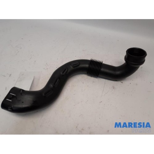 Renault - Captur - Air intake hose