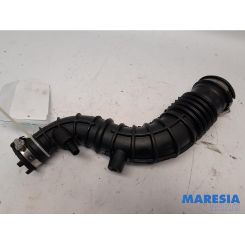 Renault - Captur - Turbo hose