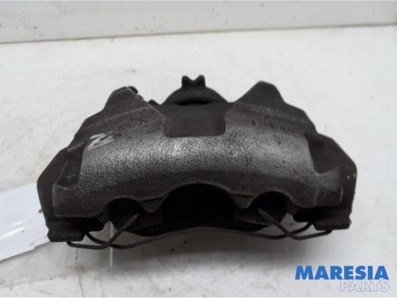 Renault - Captur - Front brake calliper, right