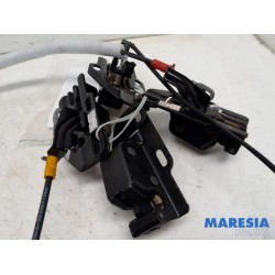 Peugeot - Expert - Minibus/van rear door lock mechanism