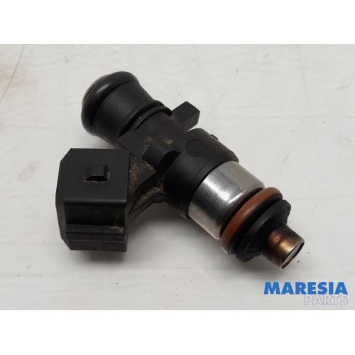 Renault - Twingo - Injector (petrol injection)