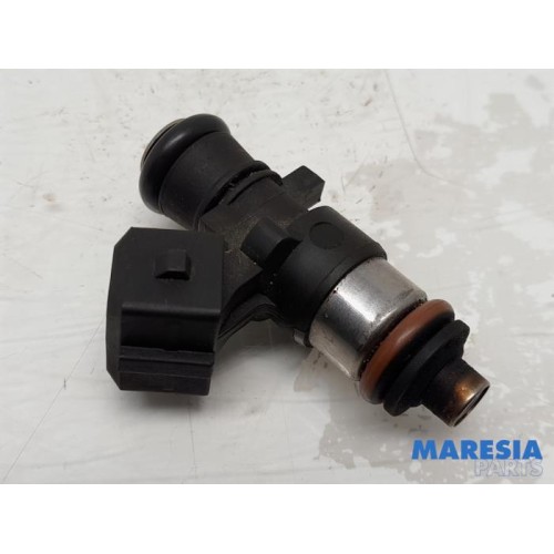 Renault - Twingo - Injector (petrol injection)