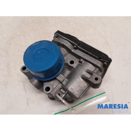 Renault - Twingo - Throttle body
