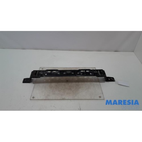 Peugeot - 308 - Radiator bar