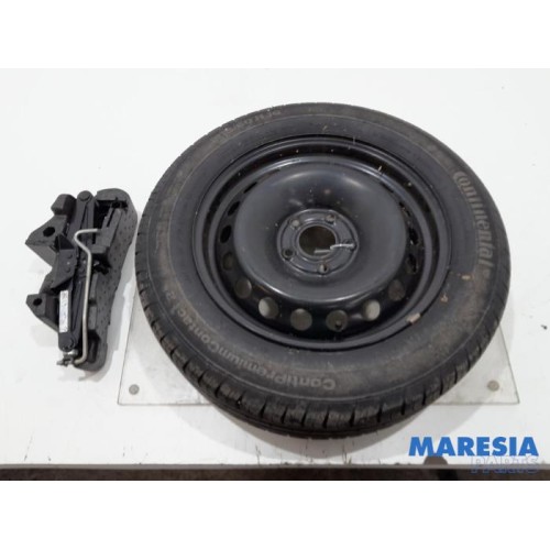 Renault - Scenic - Krikset + reservewiel