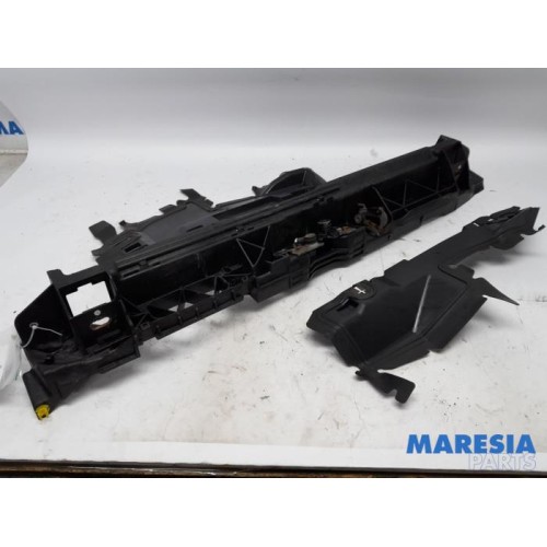 Peugeot - 308 - Lock plate