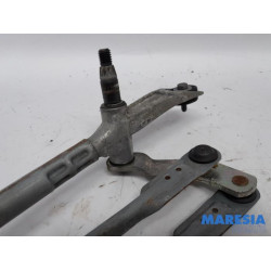 Peugeot - 308 - Wiper mechanism