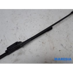 Peugeot - 308 - Front wiper arm