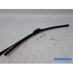 Peugeot - 308 - Front wiper arm
