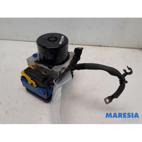 Renault - Scenic - Pompe ABS