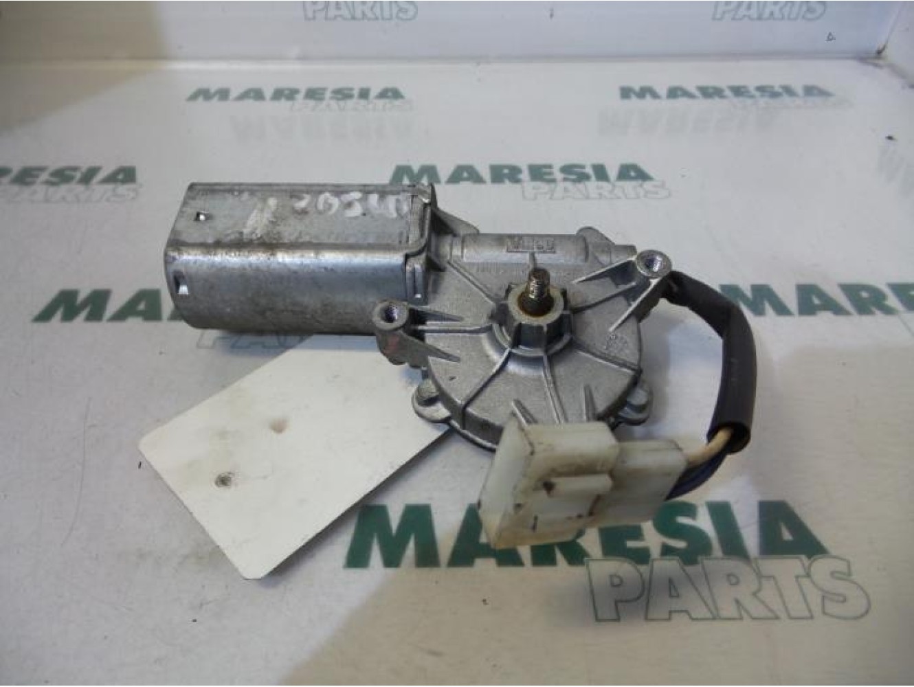 Renault - Safrane - Ruitenwissermotor achter
