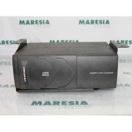 Alfa Romeo - 156 - CD changer