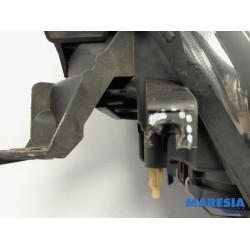 Renault - Clio - Koplamp links