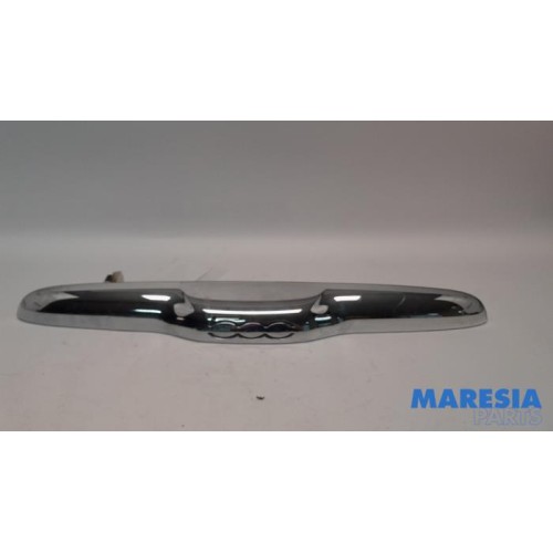 Fiat - 500 - Tailgate handle