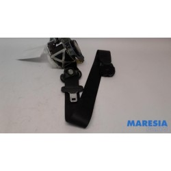 Fiat - 500 - Front seatbelt, right