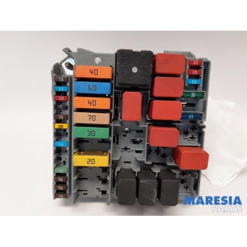 Fiat - 500 - Fuse box