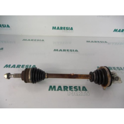 Renault - Kangoo - Front drive shaft, left