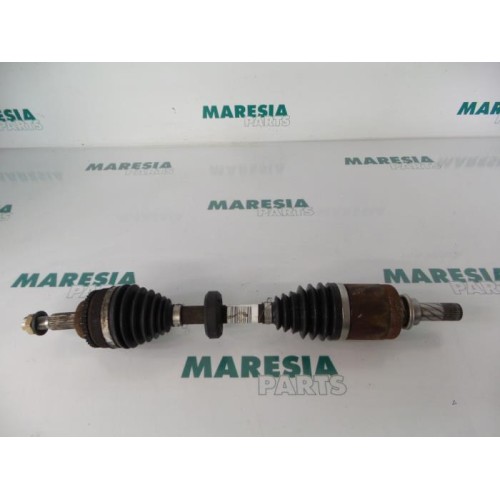 Renault - Kangoo - Front drive shaft, left