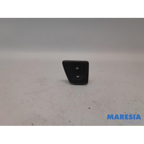 Fiat - 500 - Electric window switch