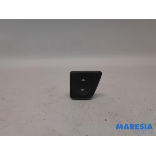 Fiat - 500 - Electric window switch