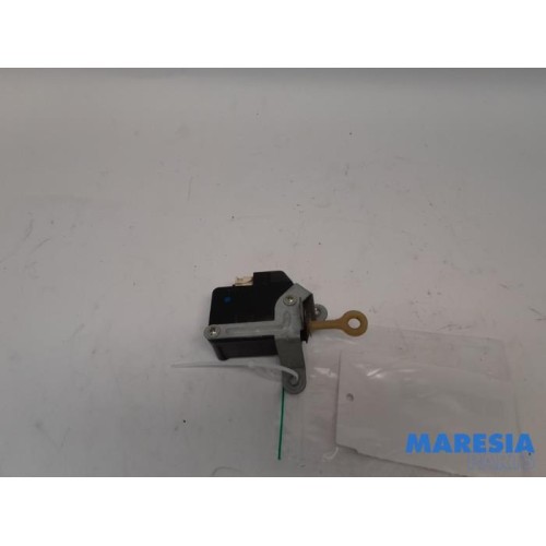 Citroen - C1 - Tailgate motor