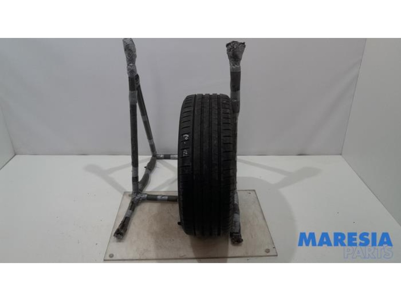 Peugeot - 307 - Tyre