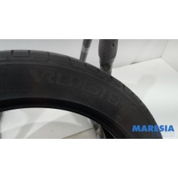 Peugeot - 307 - Tyre