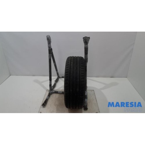 Peugeot - 307 - Tyre