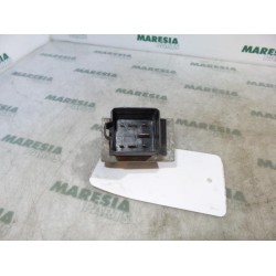 Renault - Laguna - Glow plug relay