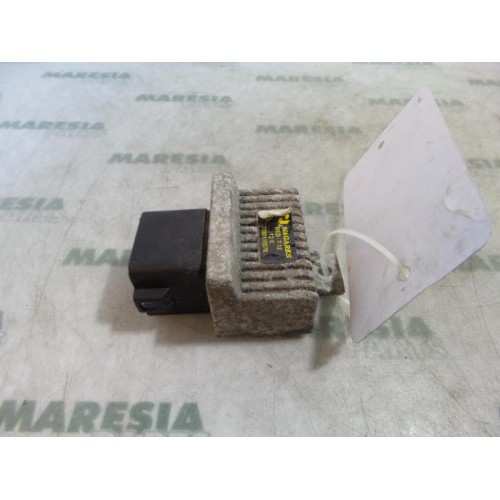 Renault - Laguna - Glow plug relay
