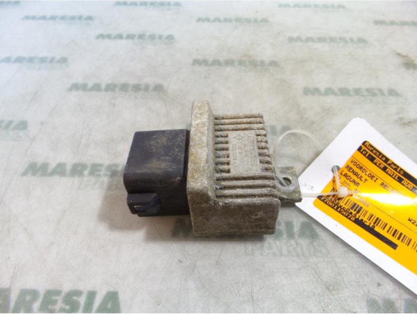 Renault - Laguna - Glow plug relay