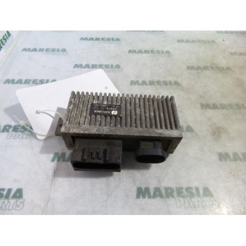 Renault - Laguna - Glow plug relay