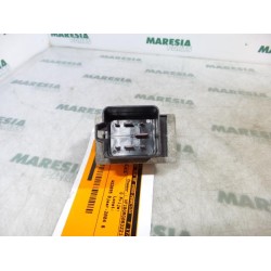 Renault - Laguna - Glow plug relay