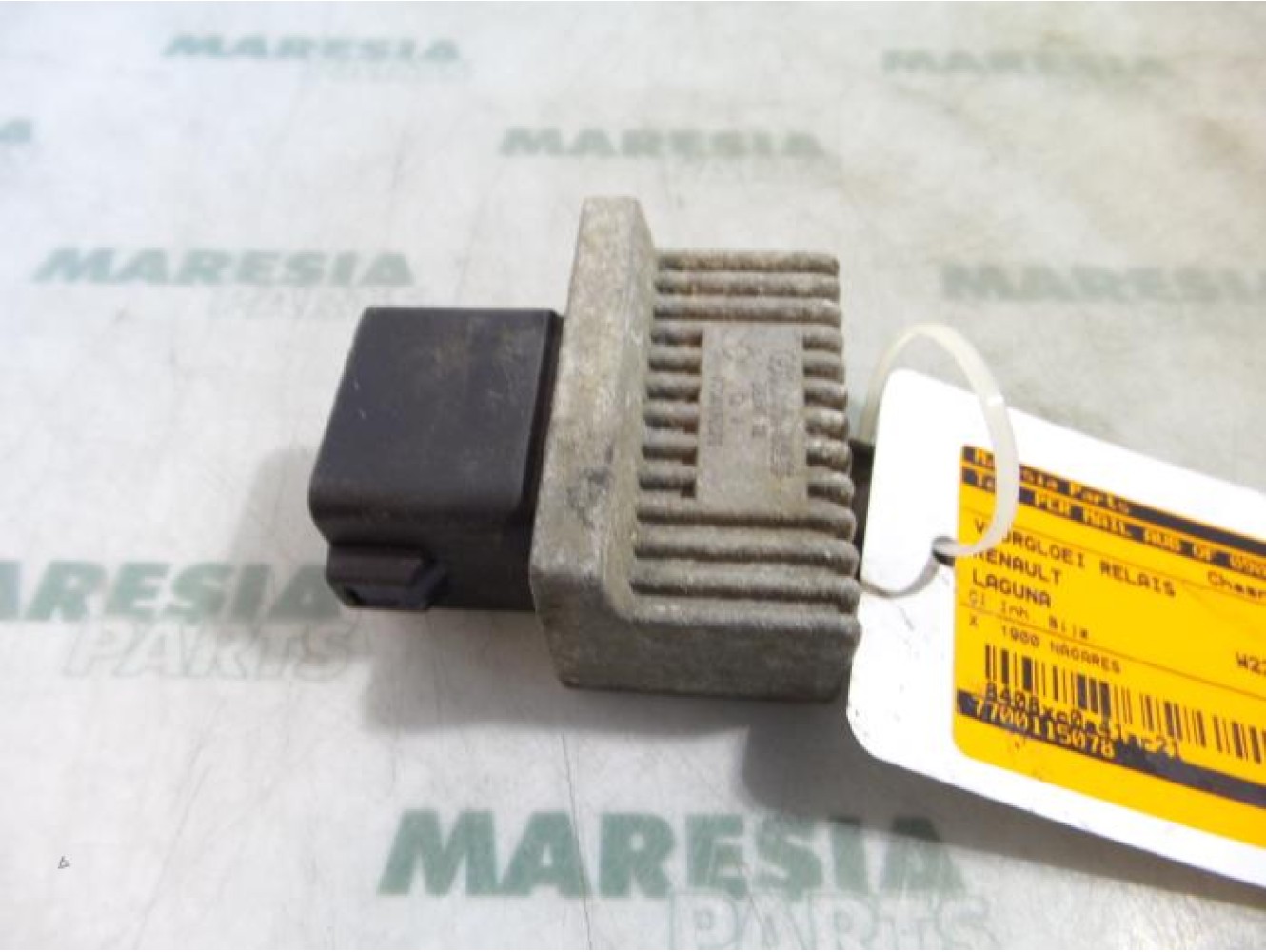 Renault - Laguna - Glow plug relay