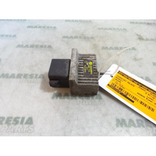 Renault - Laguna - Glow plug relay