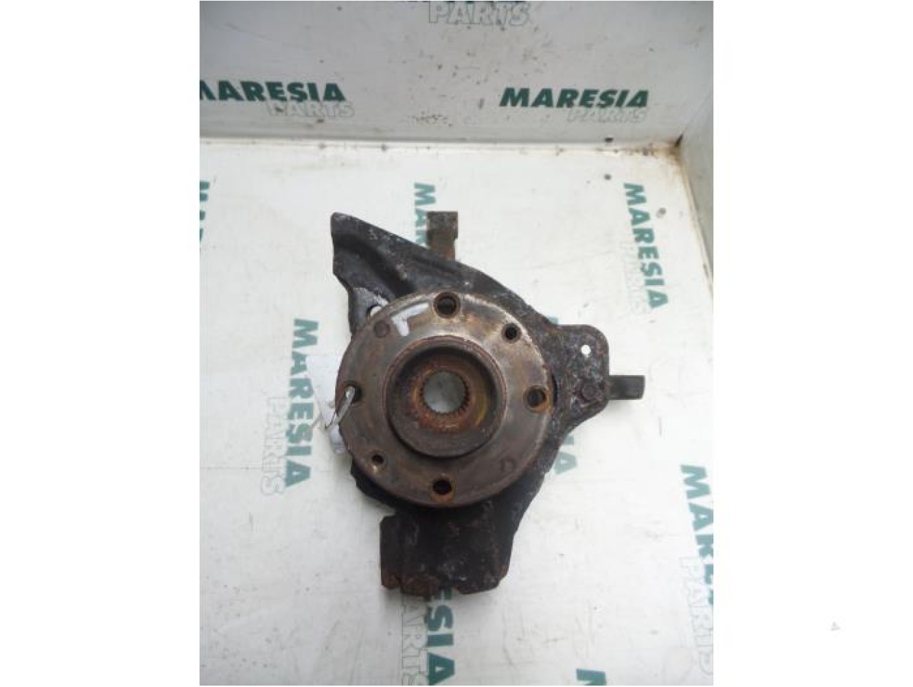 Fiat - Marea - Knuckle, front left
